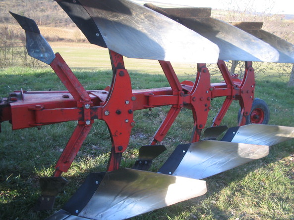 Gregorie Besson, 3-scharig, ausbaubar