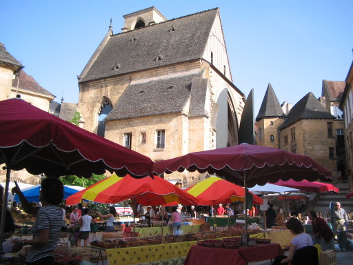 Wochenmarkt in Sarlat