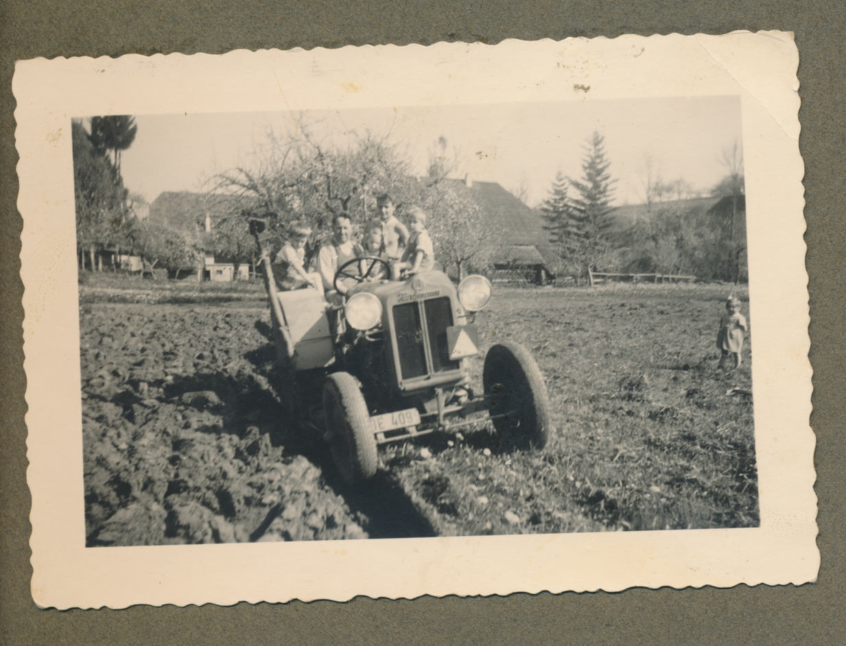 Kariertes_Album_Traktor